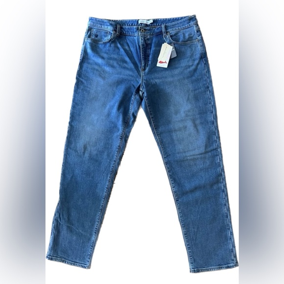 L.L.BEAN NWT signature boyfriend jeans sz 16 reg - Picture 1 of 8